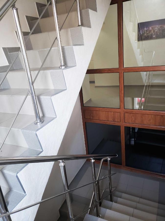 Unique 1 Bd Apt Dt W/Free Parking And Wi-Fi Chisinau Exterior foto
